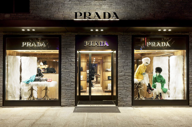 prada se une ao movimento the valuable 500 na luta pela inclusão