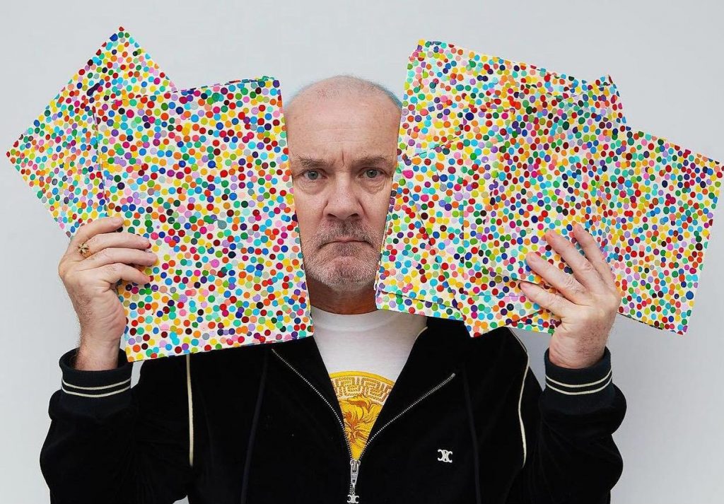 damien hirst vem com novidade no mundo das artes e das nfts