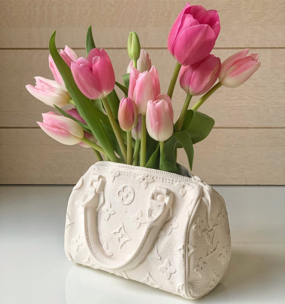 Grandes marcas investem em itens de decoração de porcelana
