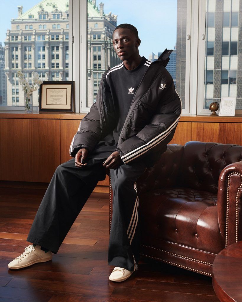 Adidas e Balenciaga divulgam imagens da campanha com Bella Hadid
