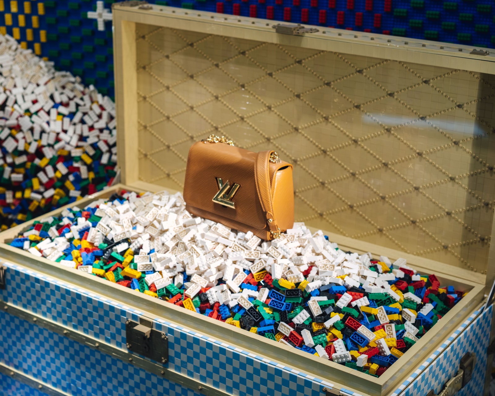 Louis Vuitton terá LEGO em suas vitrines de Natal