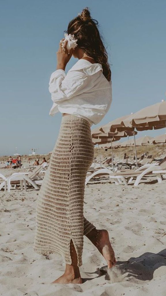 Moda praia: descubra as tendências para o verão 2023