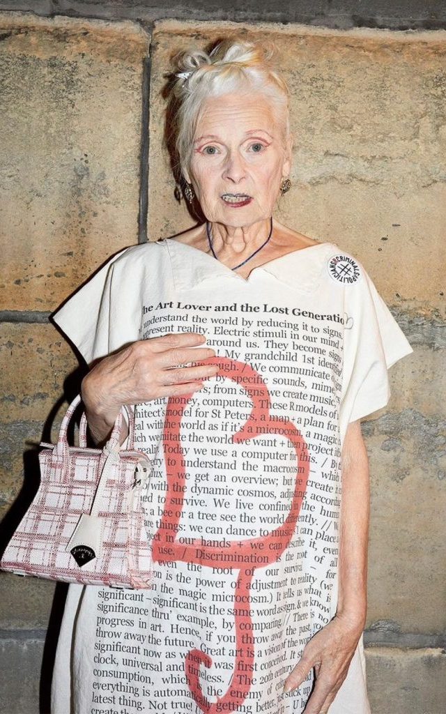 Estilista britânica Vivienne Westwood morre aos 81 anos