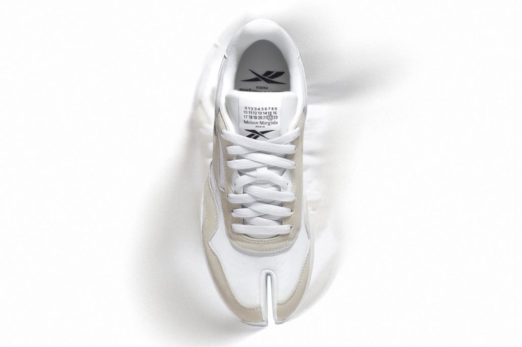 Reebok e Maison Margiela apresentam o clássico Tabi em nova versão nylon
