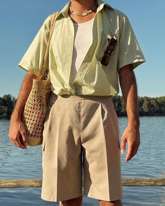 Moda praia masculina: o que vai estar em alta nesse verão