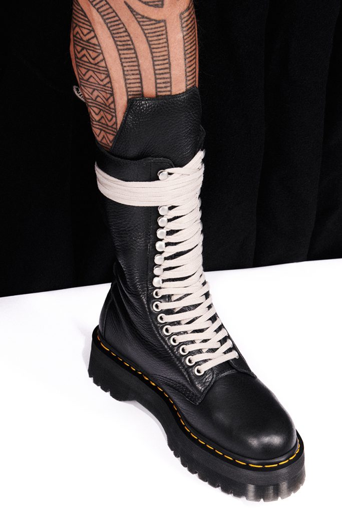 Rick Owens e Dr. Martens repetem parceria e lançam botas repaginadas
