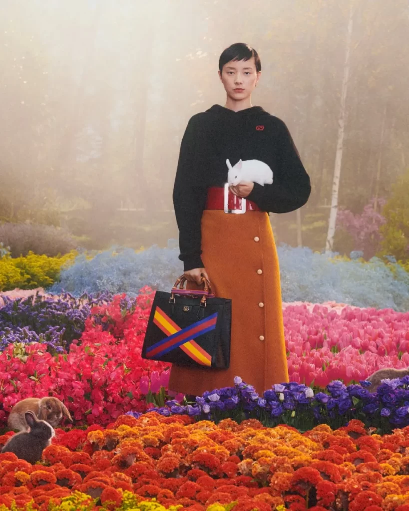 Gucci anuncia que vai retirar do mercado produtos com feltro de coelho
