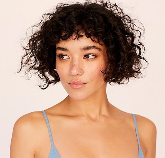 Chanel: o corte de cabelo curto e estiloso que nunca sai de moda