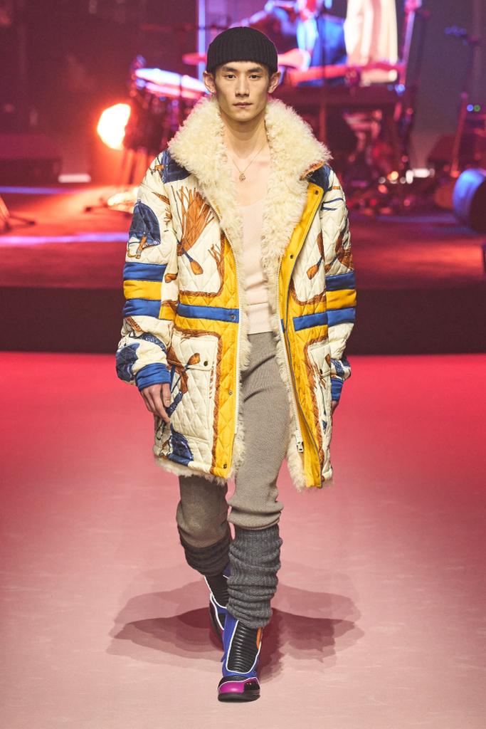 Gucci abre a Semana de Moda de Milão com coleção "rocker"