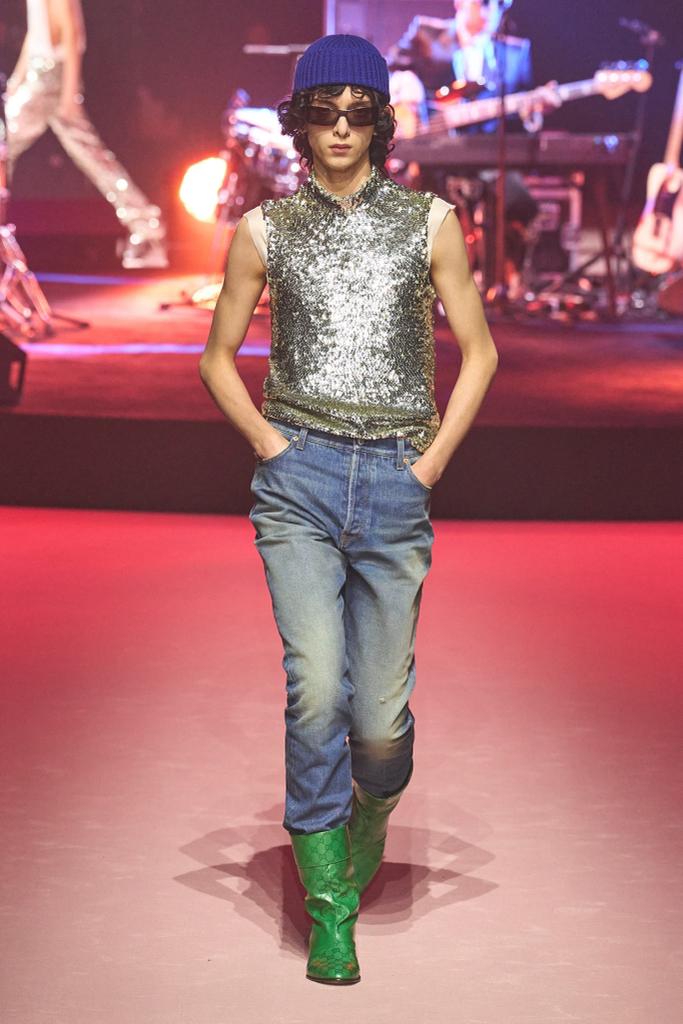 Gucci abre a Semana de Moda de Milão com coleção "rocker"