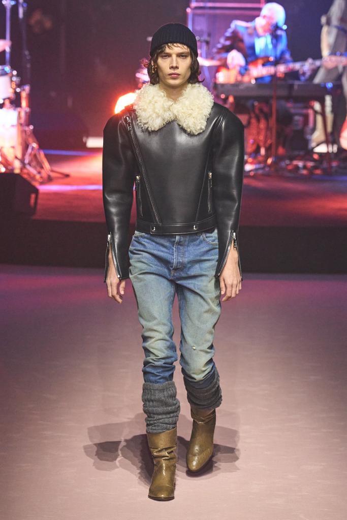Gucci abre a Semana de Moda de Milão com coleção "rocker"