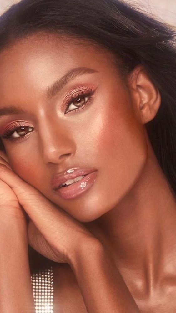 Juicy Lips: saiba como conseguir os lábios da moda com truques de make