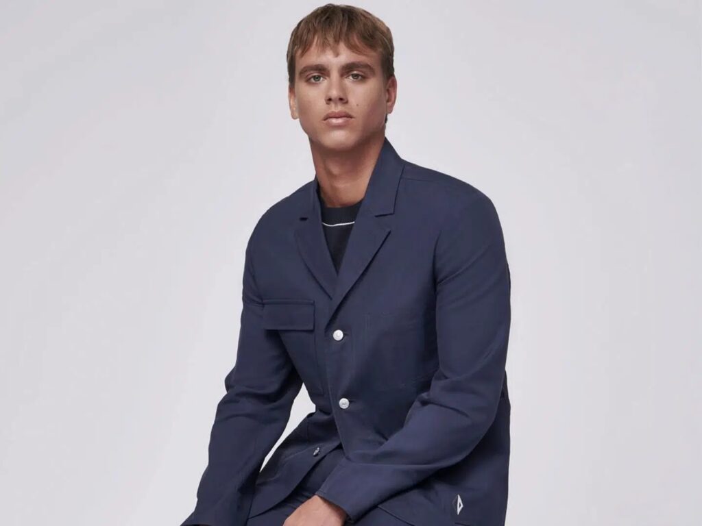 Kauli Vaast: O Novo Rosto Global da Dior Surfa nas Tendências da Moda
