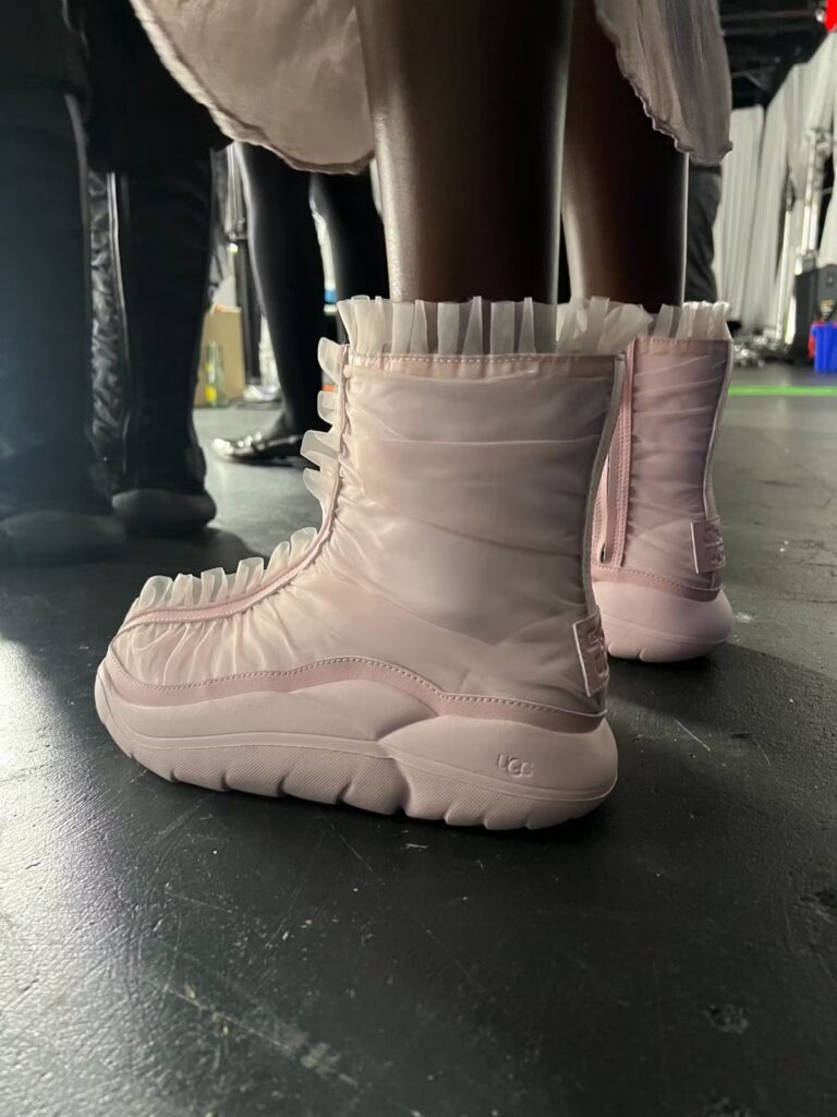 Collina Strada em colaboração com UGG e PUMA