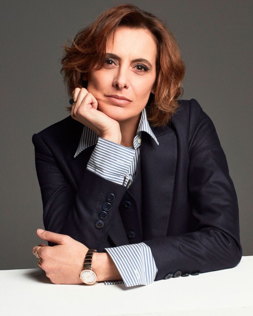 Inès de la Fressange se despede da Uniqlo após 10 anos de colaboração de sucesso