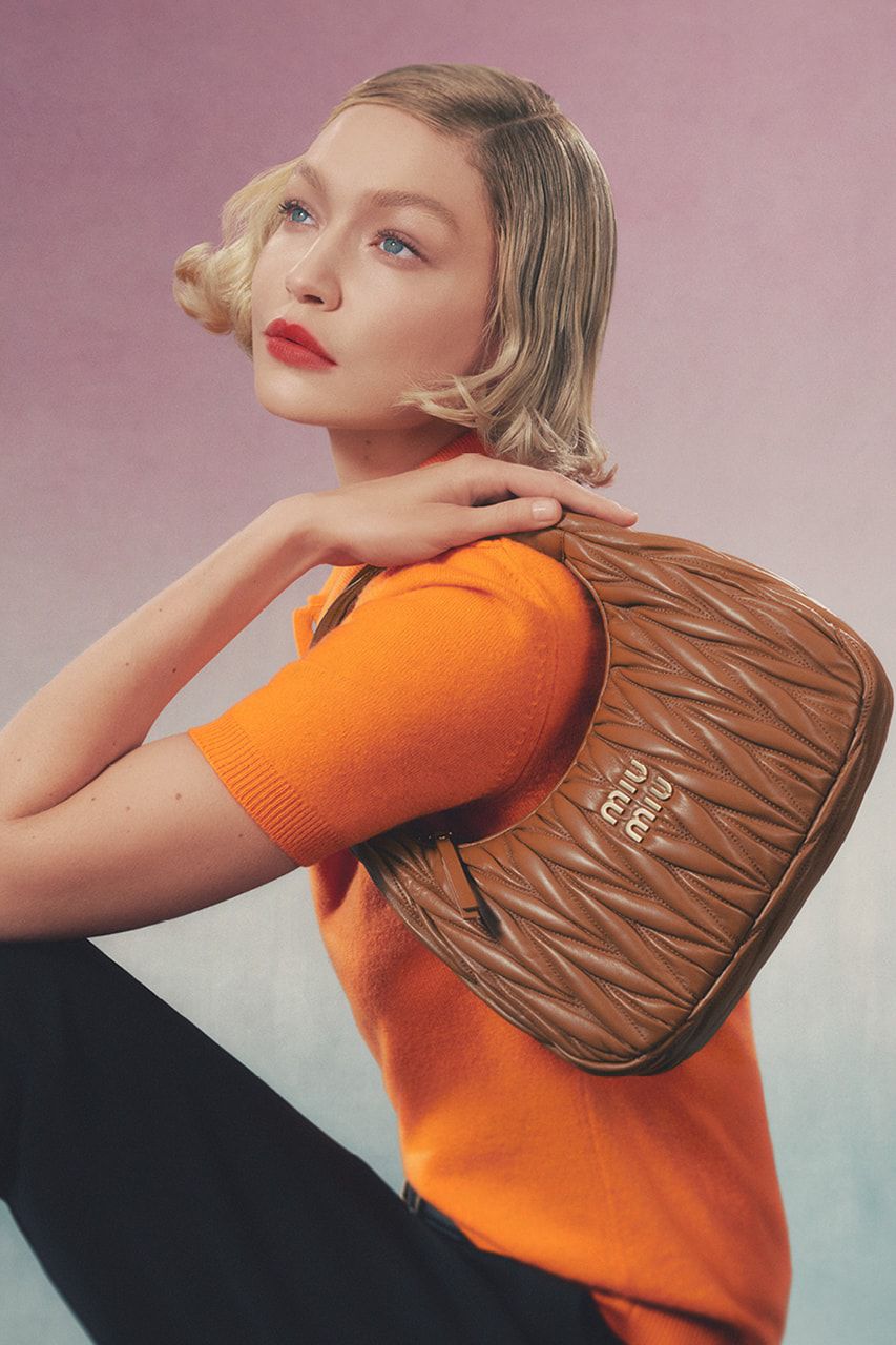 Gigi Hadid brilha em campanha que celebra a arte de Yevonde