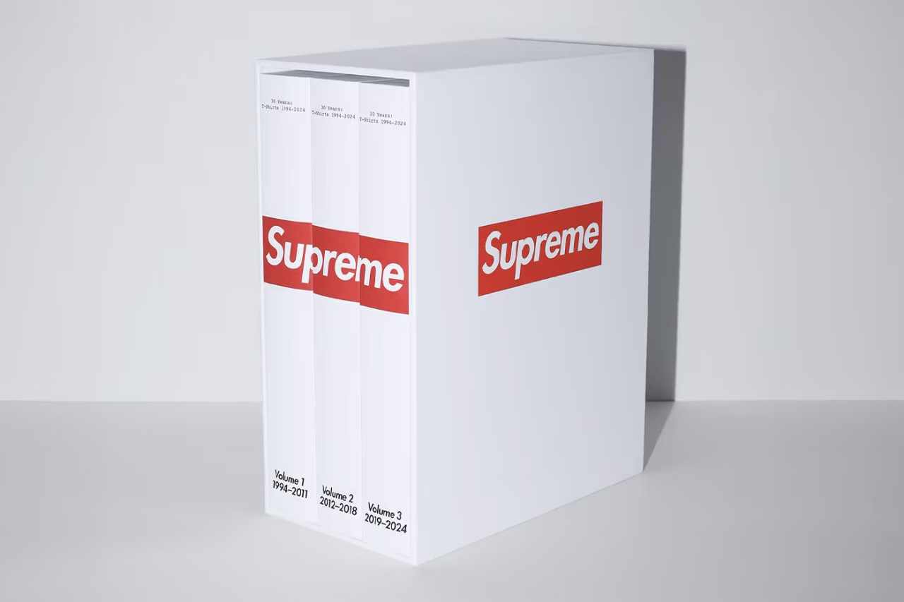 Supreme mergulha na história com o livro "30 Anos: Camisetas 1994-2024"