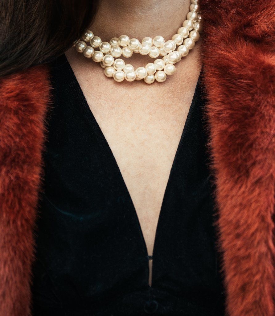 Como Usar Pérolas em Looks Modernos