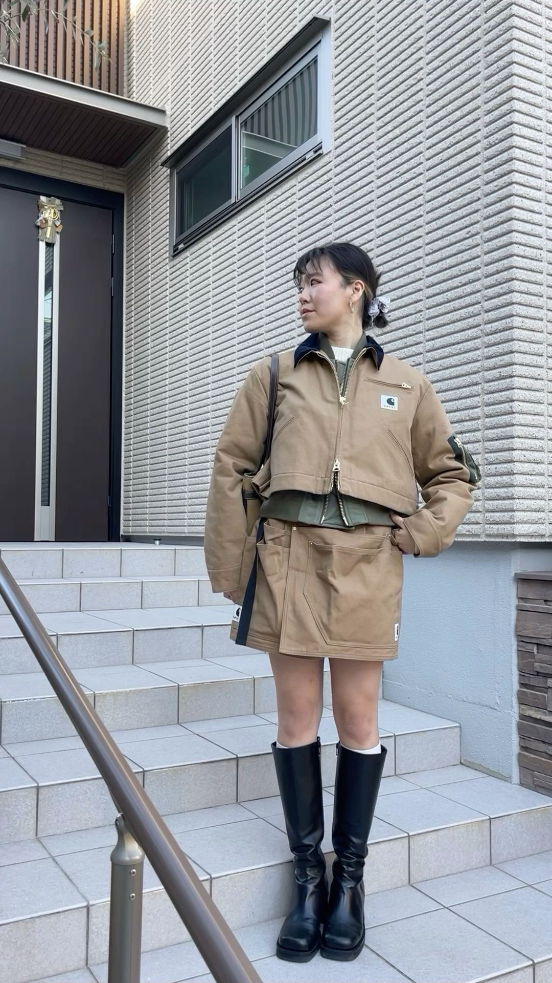 Workwearcore: A Moda Utilitária que Conquistou as Ruas