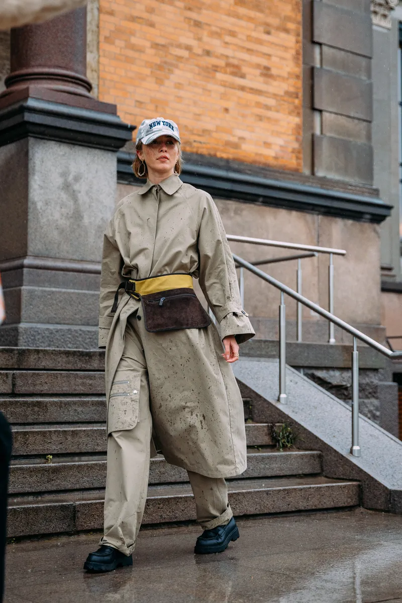 Workwearcore: A Moda Utilitária que Conquistou as Ruas