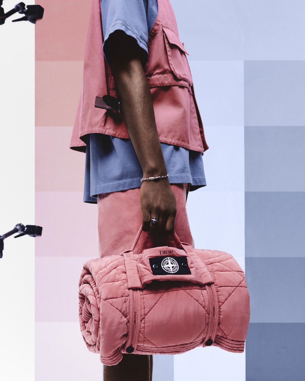 Dior e Stone Island lançam coleção cápsula