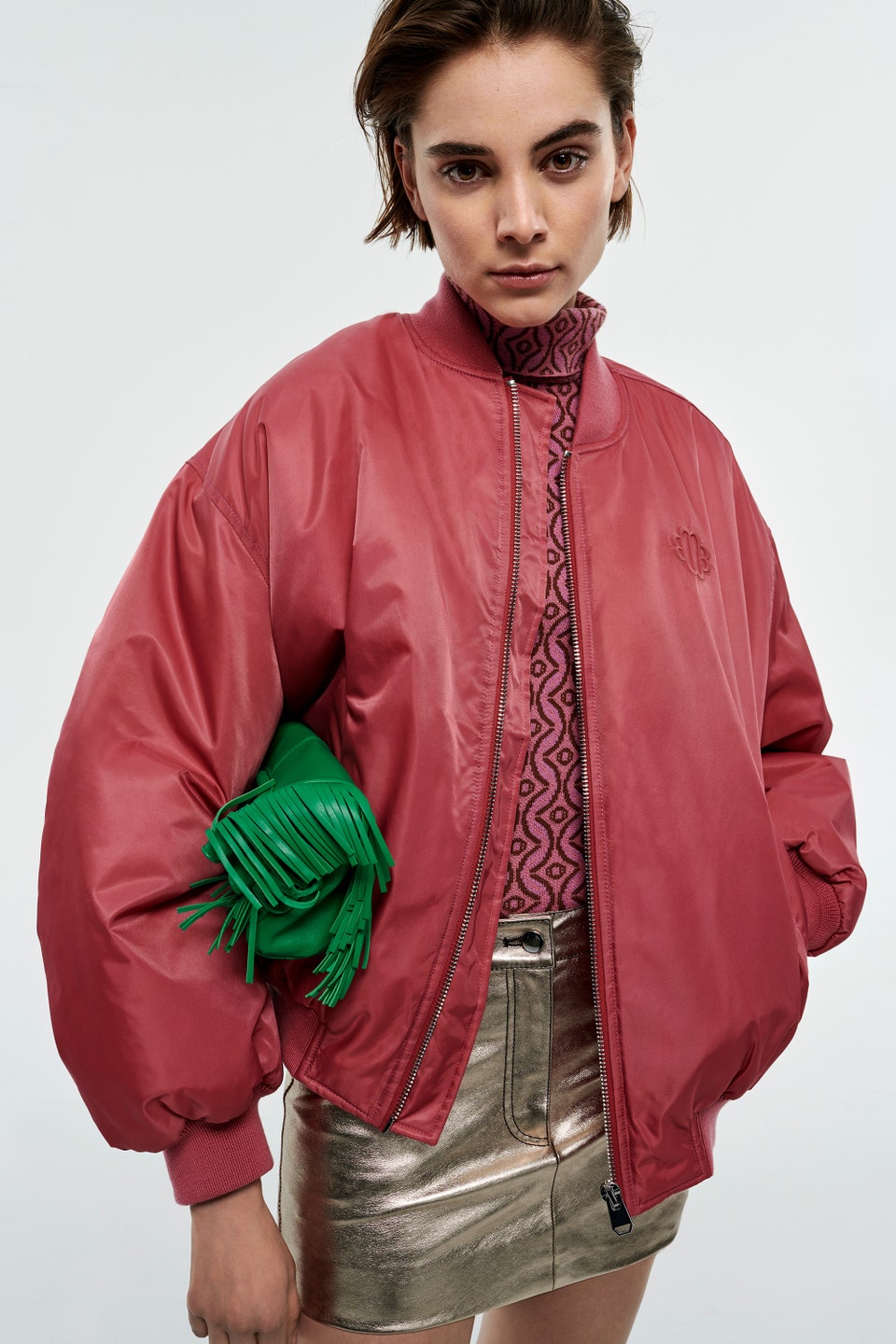 Jaqueta Bomber: uma tendência que vai estar em alta no outono/inverno; confira dicas