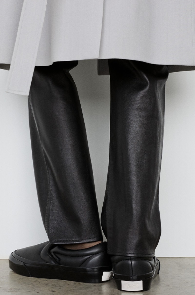Vans e Proenza Schouler se unem para criar Slip-On super inflado