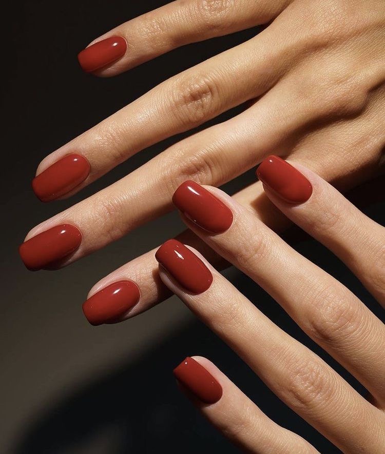 Cores de Esmalte em Alta para o Outono 2024: Descubra as Tendências que Estão Bombando