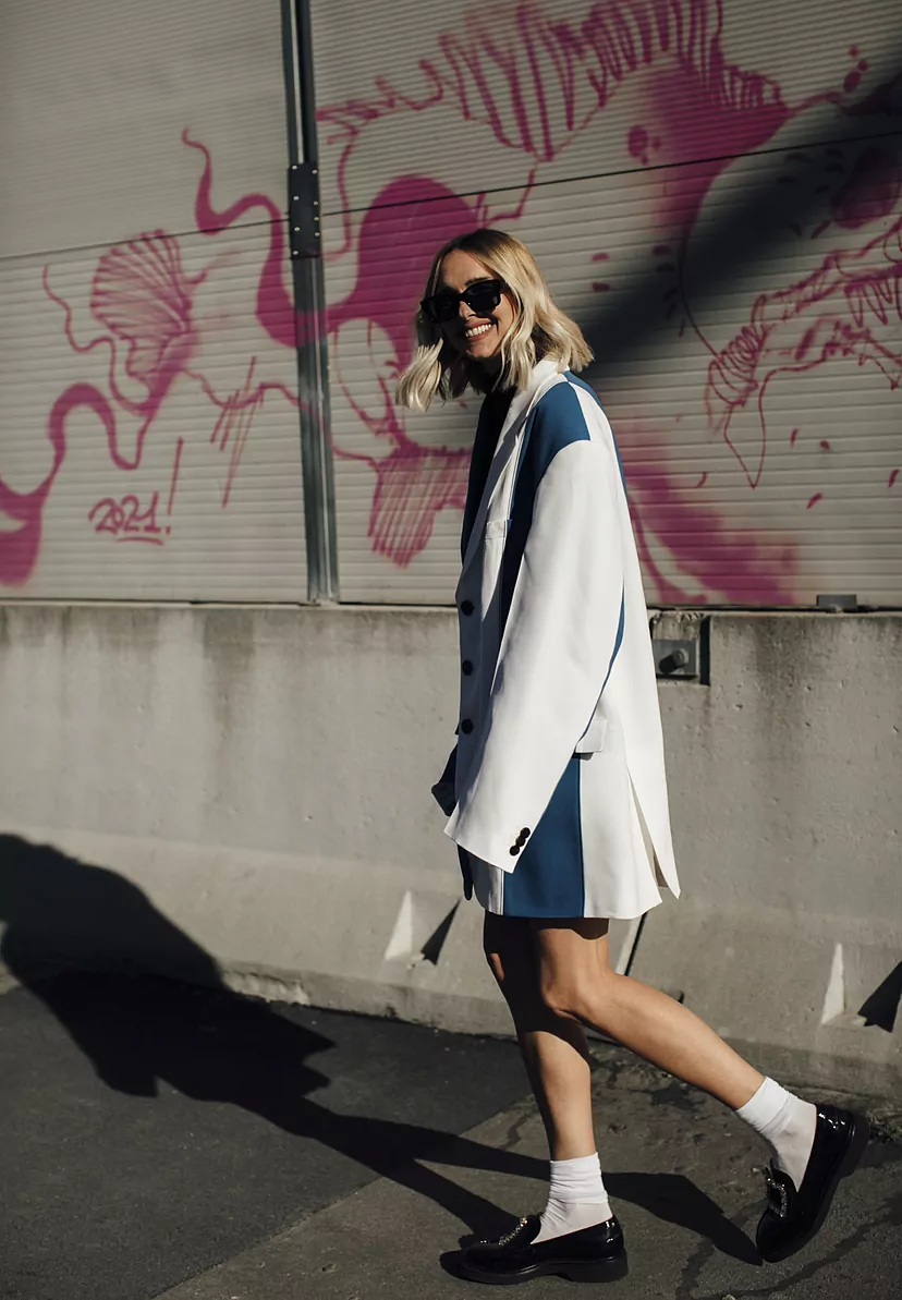 Meia soquete é uma peça que virou tendência; confira dicas e saiba como usar