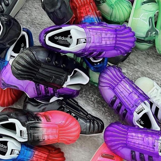 Após rumores, o adidas Superstar Bubble foi realmente lançado