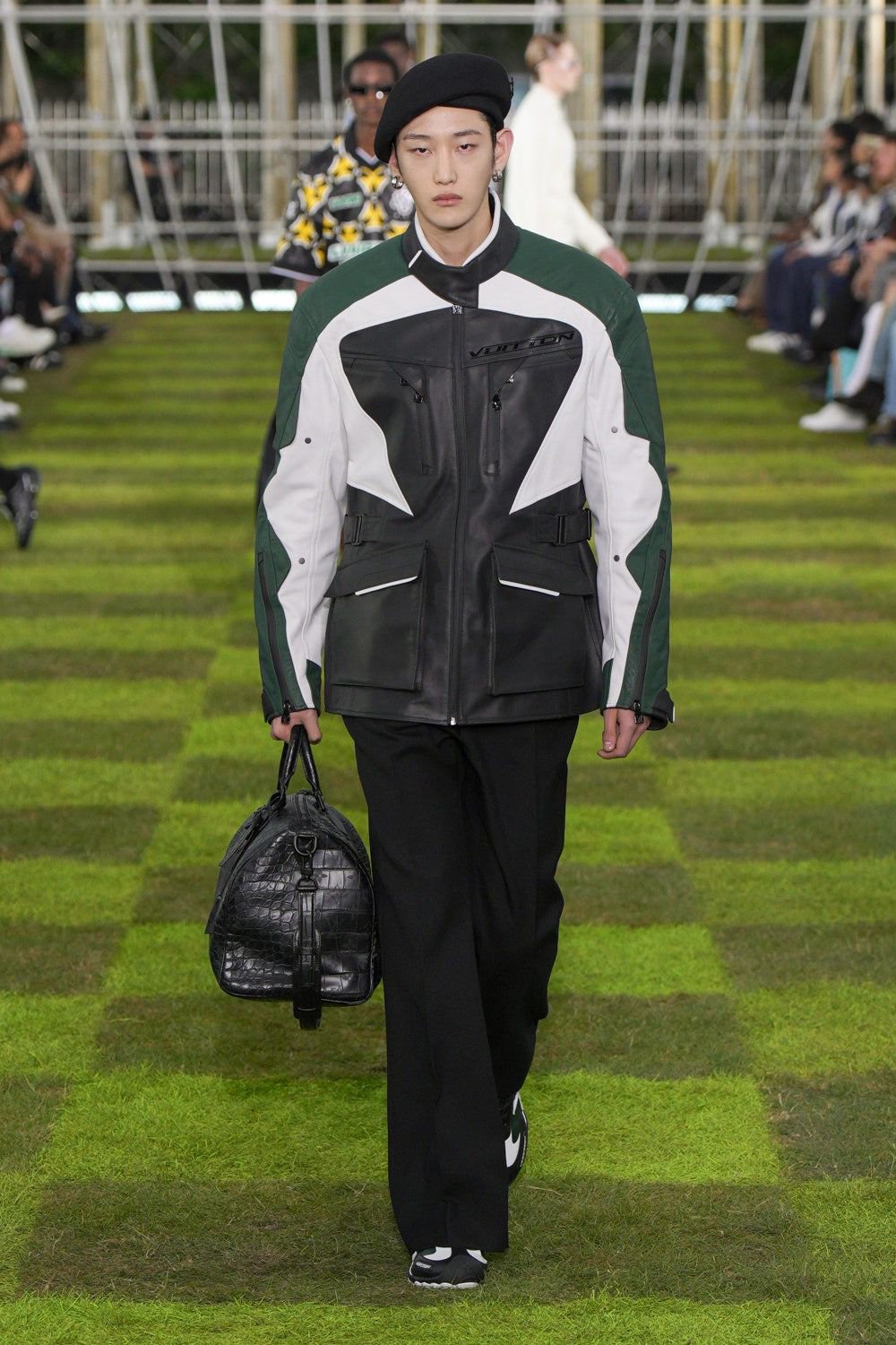 Paris Fashion Week 2025: Pharrell Williams Eleva Louis Vuitton com Coleção Elegante e Versátil