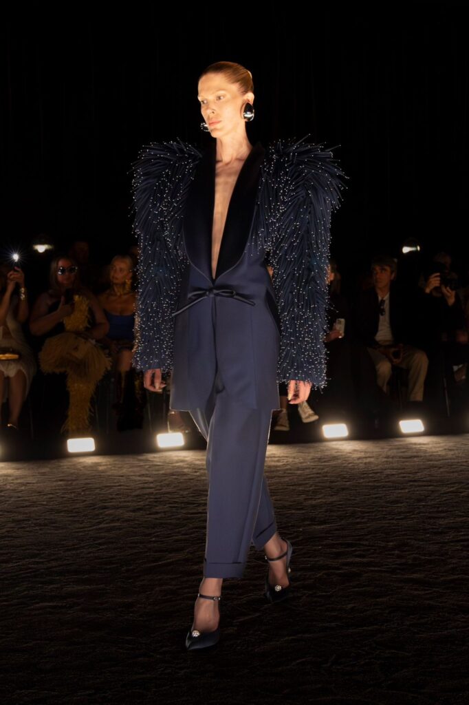 Paris Haute Couture: Schiaparelli e a Coleção Fênix de Daniel Rosenberry