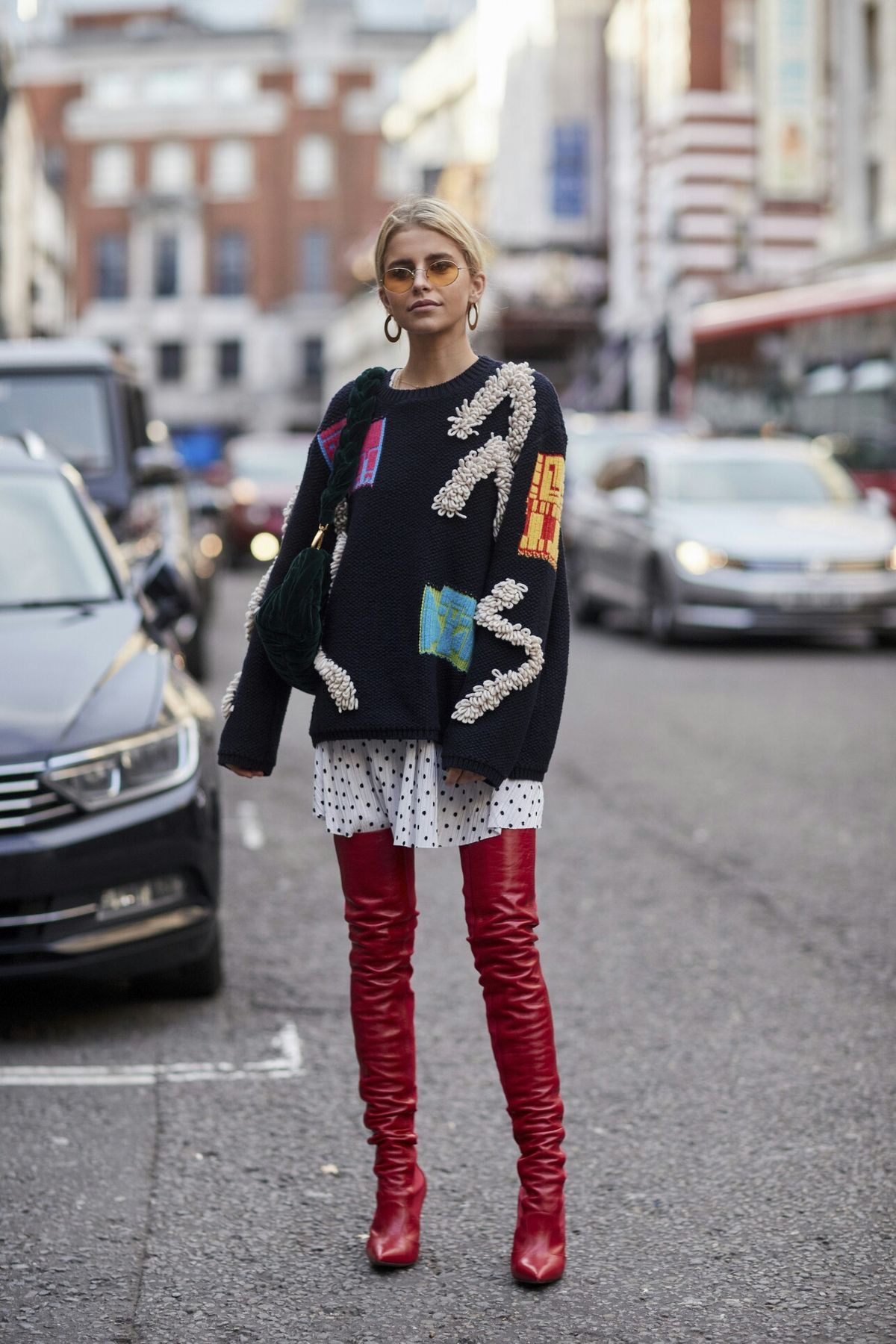 Botas acima do joelho; uma tendência de moda que você precisa ter