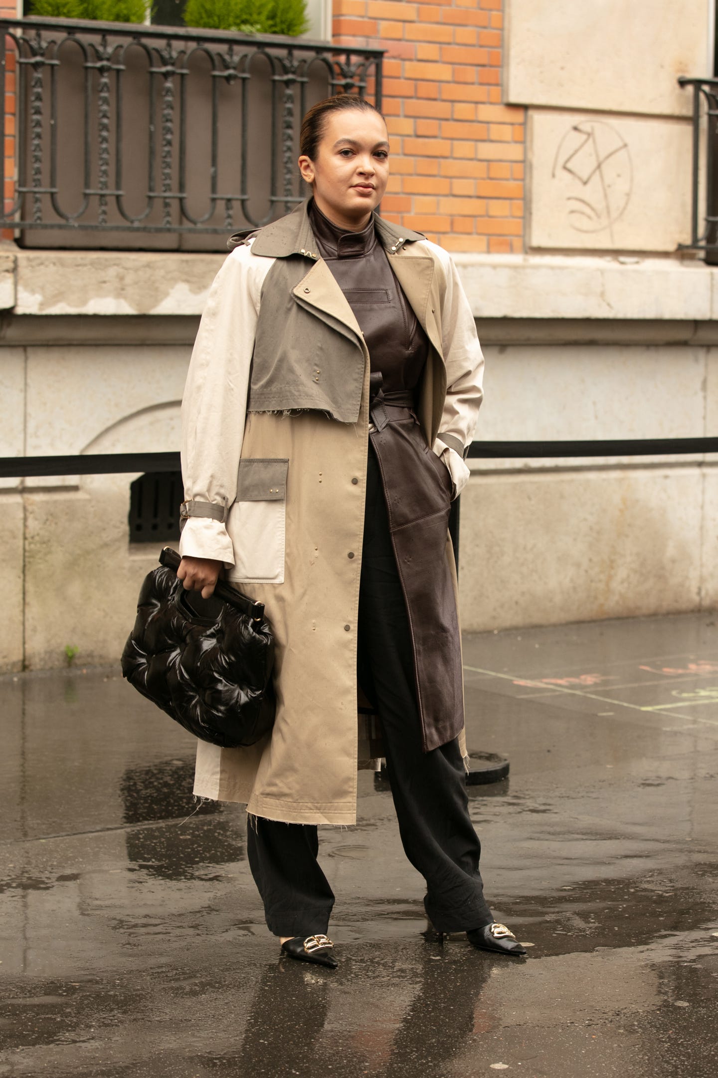 Trench Coat é uma peça indispensável no guarda-roupa nessa estação; saiba como usar
