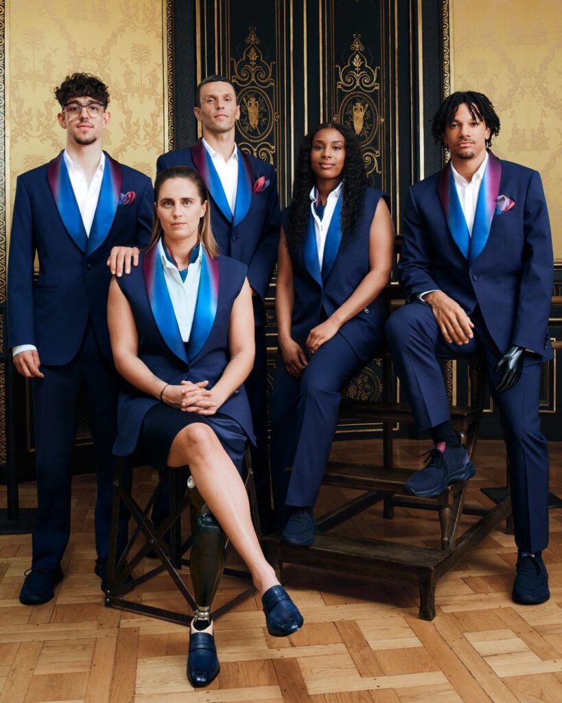 Uniforme da França para as Olimpíadas 2024.