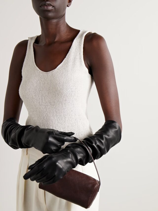 cropped-A-Volta-das-Luvas-Estilo-e-Praticidade-na-Moda-Atual-fabiola-kassin-hypnotique-3.jpeg
