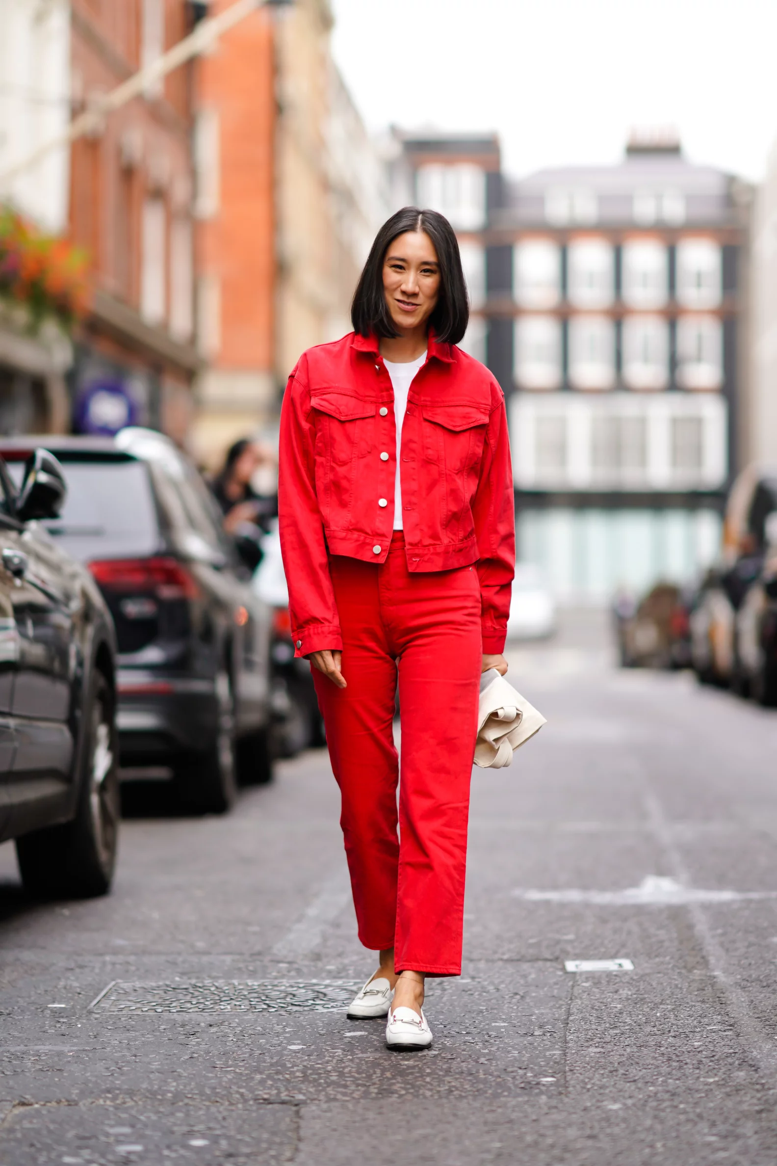 O Guia Definitivo para Arrasar com o Vermelho Vibrante