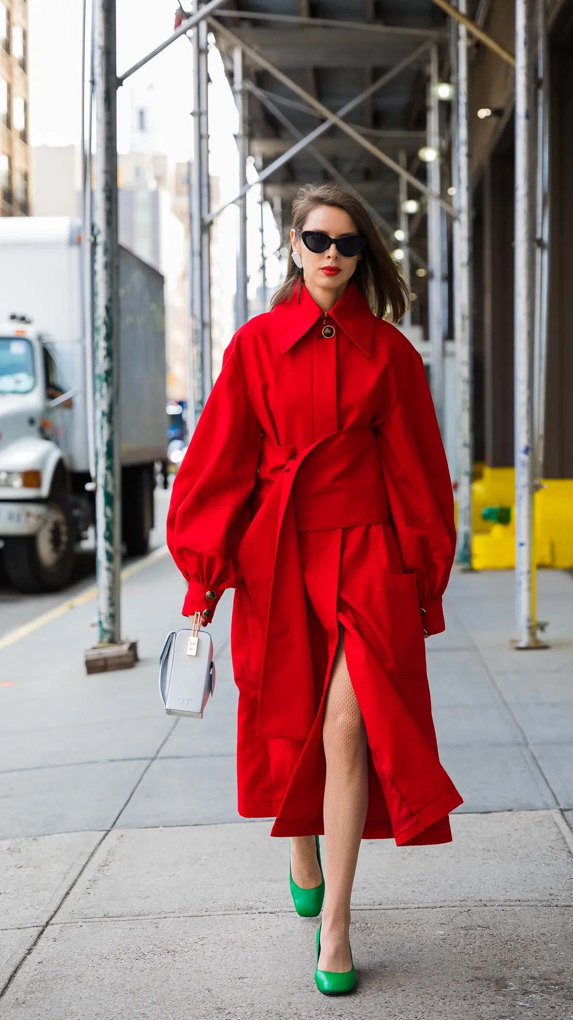 O Guia Definitivo para Arrasar com o Vermelho Vibrante