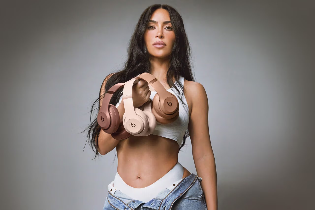 Kim Kardashian e Beats: A Nova Geração do Estilo Sonoro