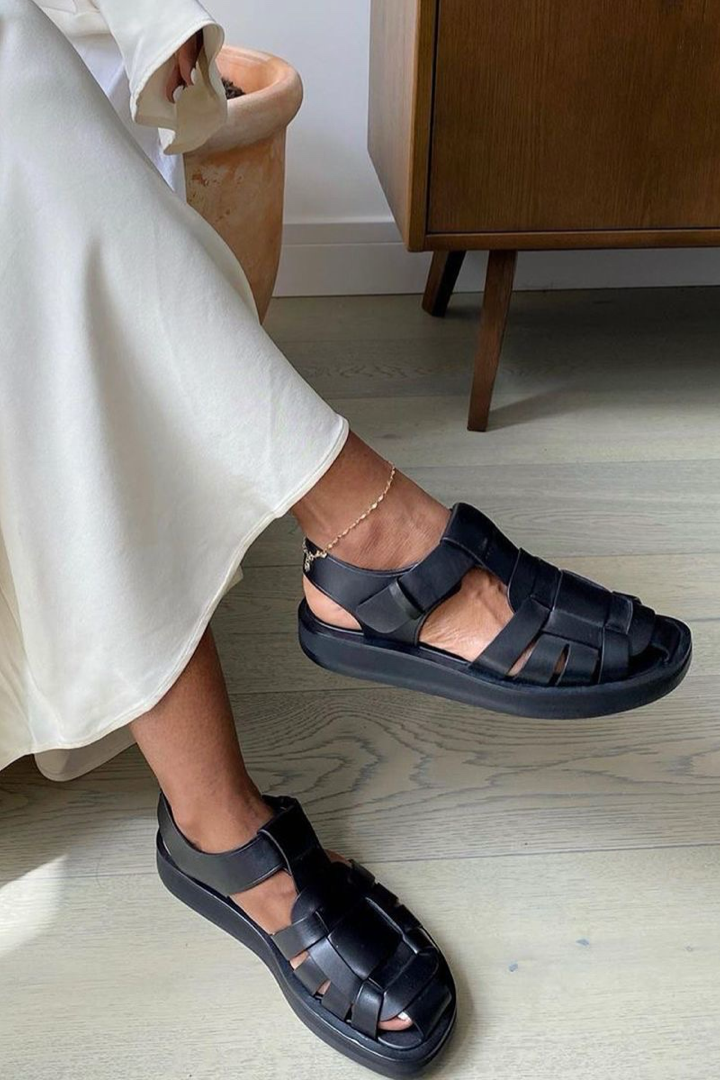 Inspirações de looks com a sandália fisherman.