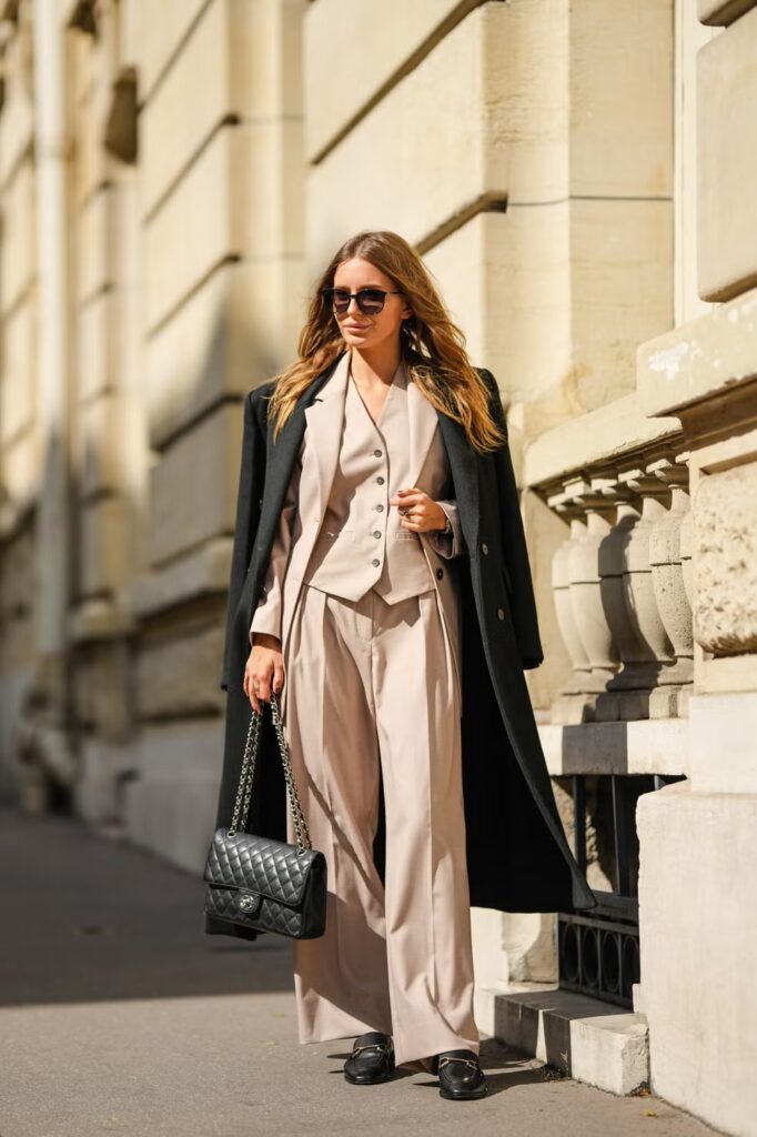 Corpcore: Como a Estética Corporativa Virou Tendência no Street Style