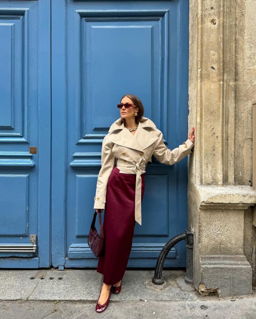Look Burgundy: A Cor que segue Dominando os Looks de 2025