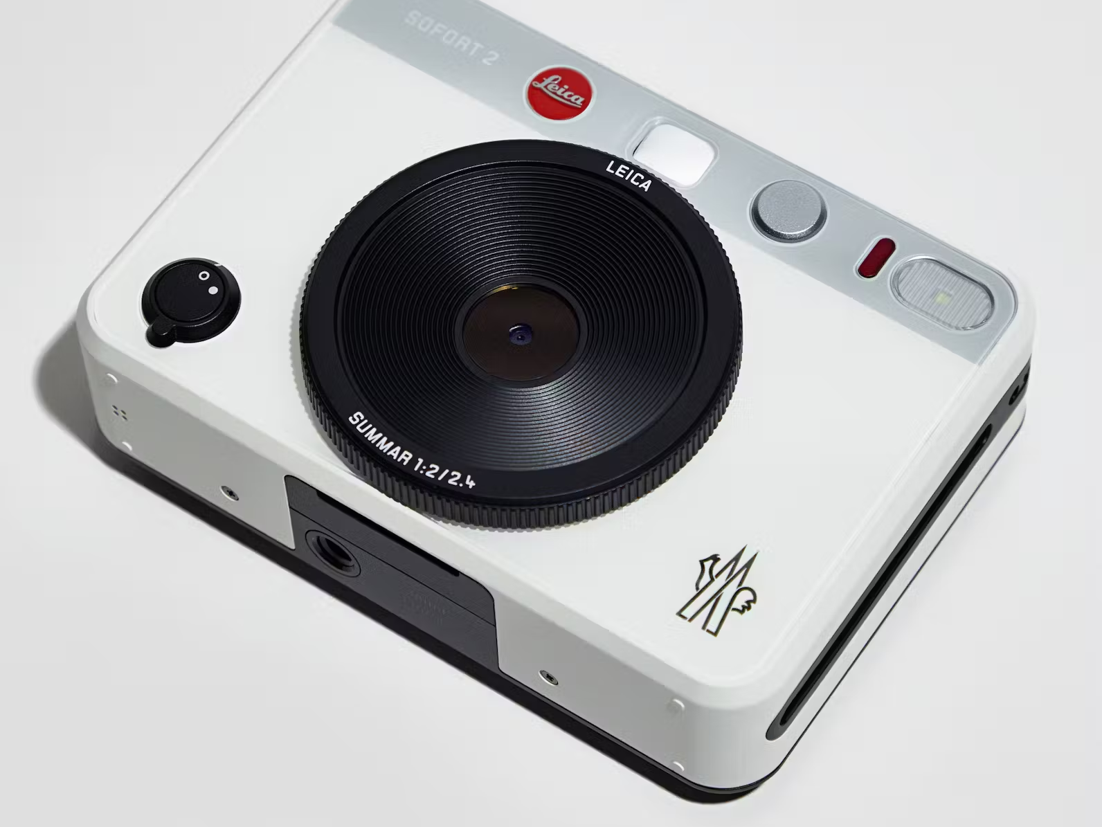 Um encontro da moda com a fotografia: Moncler x Leica a camera digital