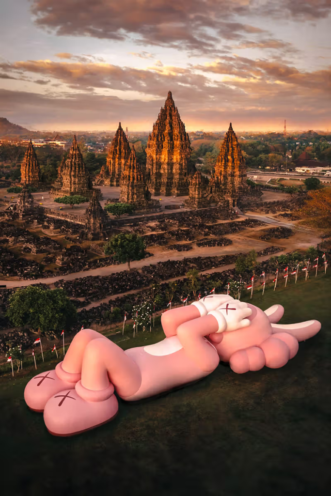 ‘KAWS:HOLIDAY’ Chega à Tailândia para Sua 13ª Parada Global