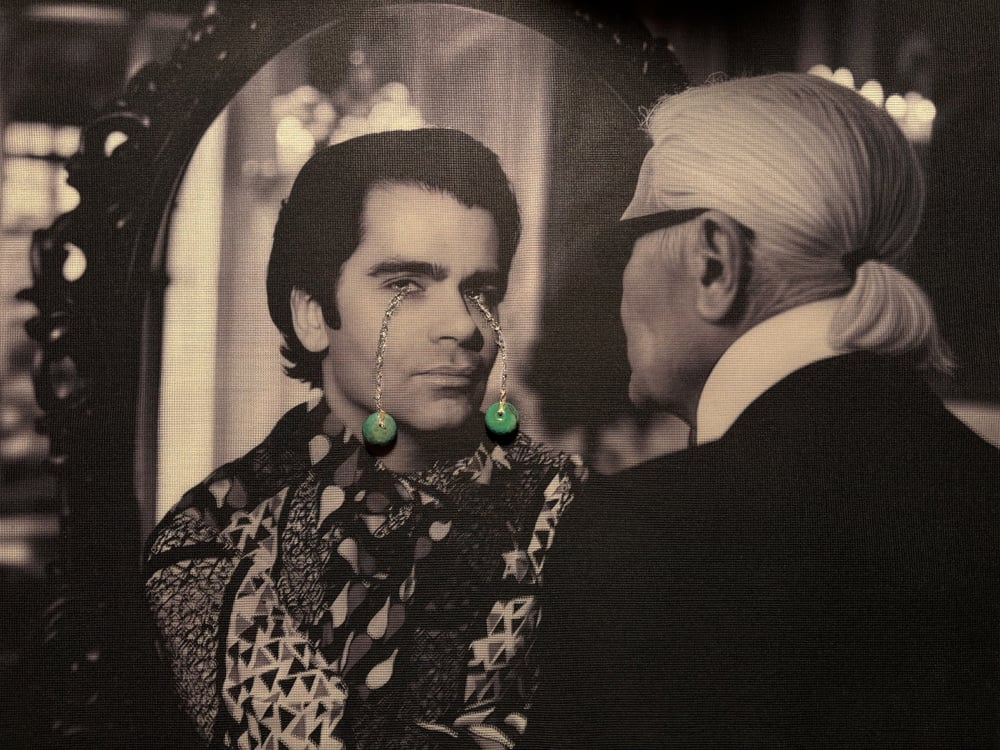 Francesco Vezzoli Recria o Apartamento de Karl Lagerfeld em Exposição Exclusiva