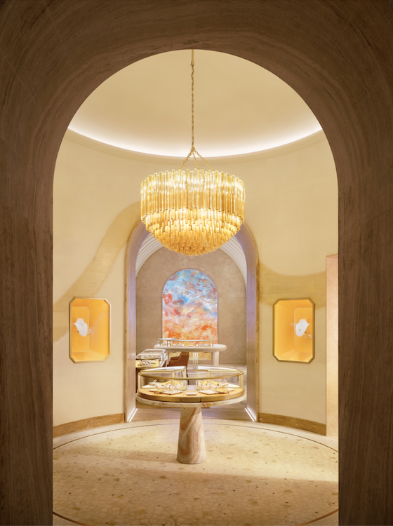 Interior da nova flagship da Bulgari em Milão