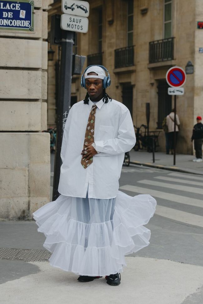 Gravata no streetstyle: o acessório chegou às ruas da moda masculina
