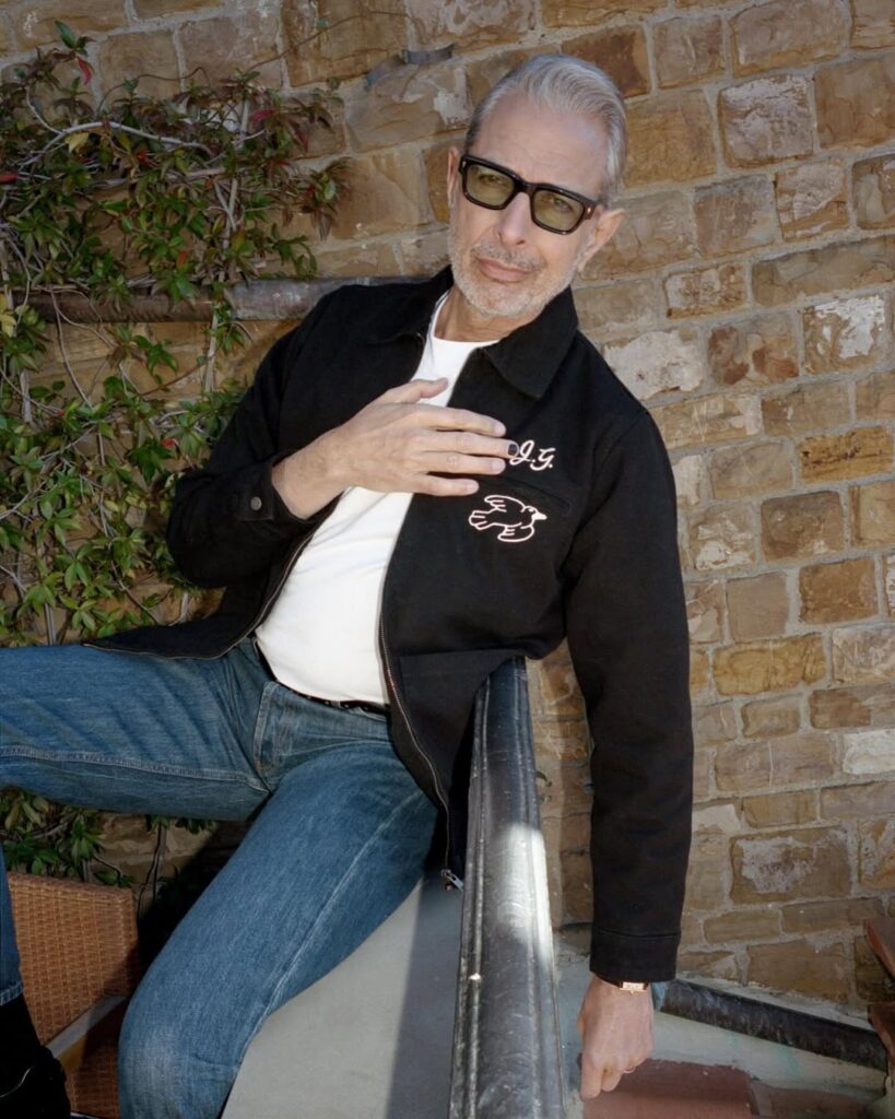 Jeff Goldblum lança linha de produtos oficial e pode ir além