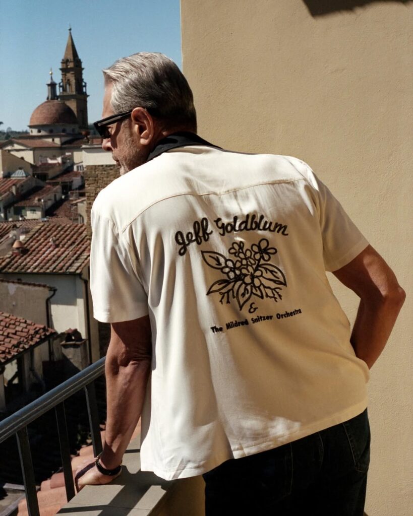 Jeff Goldblum lança linha de produtos oficial e pode ir além