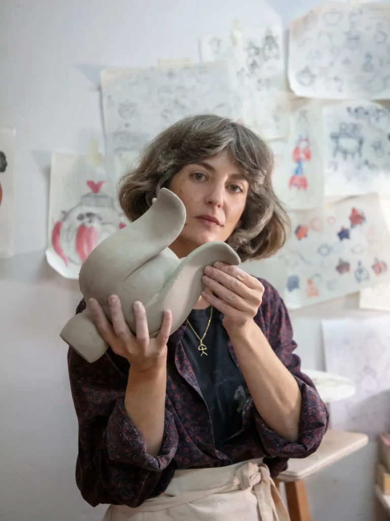 LOEWE apresenta exposição 'LOEWE TEAPOTS' no Salone del Mobile 2025